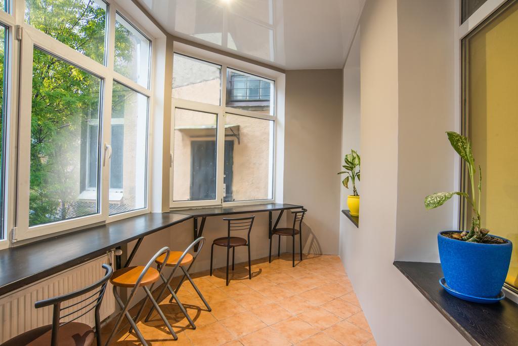 Hostel Berloga 敖德萨 外观 照片
